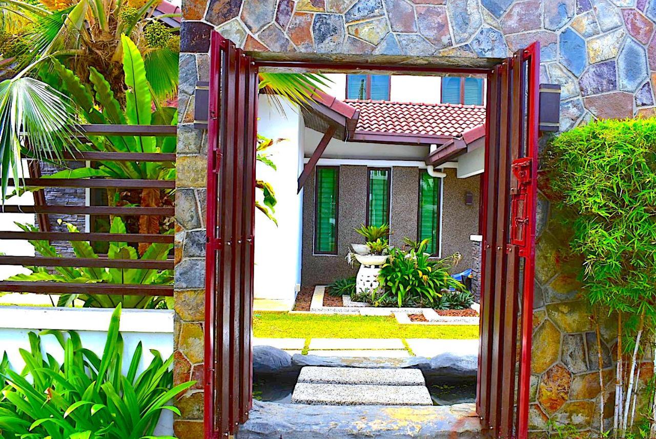 12Haven Stunning Seaside Luxury Villa Pd With Kids Pool Port Dickson Buitenkant foto